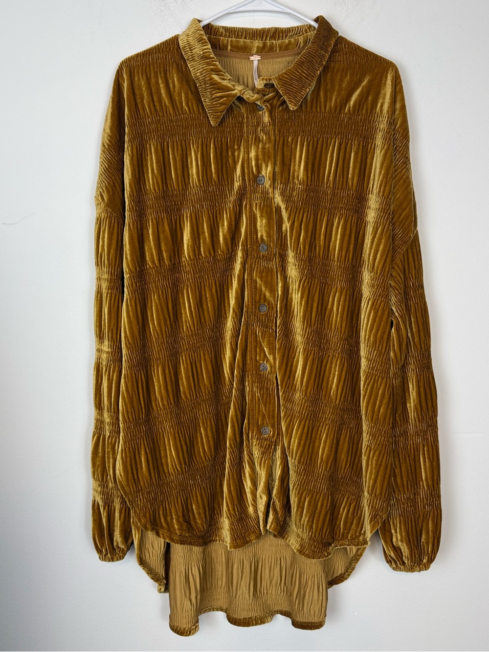 Free People My Best Ruched Velvet Button Down Oversized Shirt. Size Large.